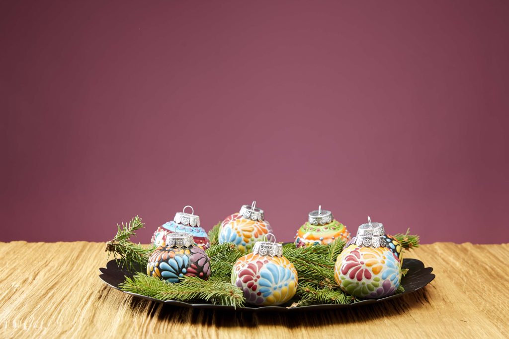 Déco noël avec fond rose unique et élégant
