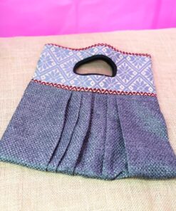 Sac brodé otomi fait main avec motifs mexicains colorés