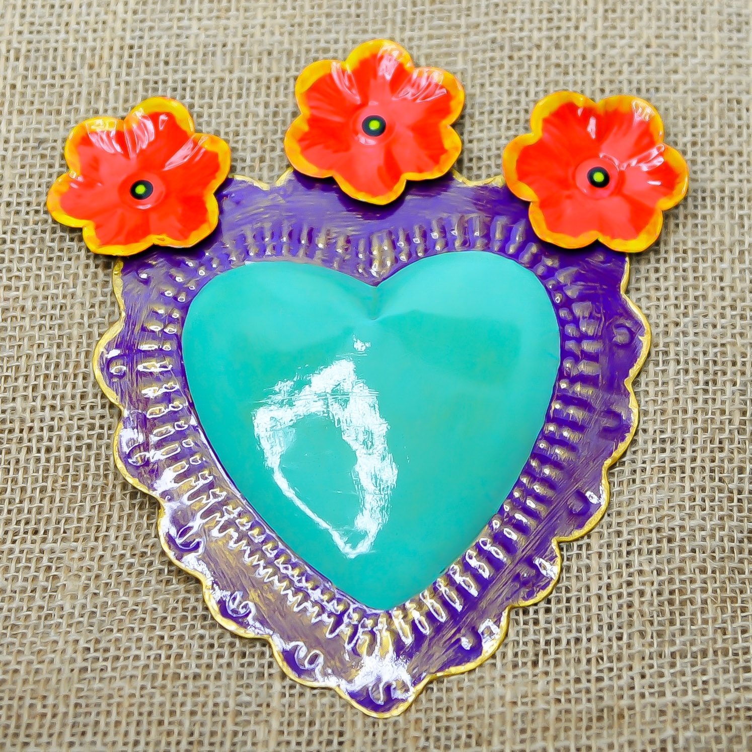 Cœur exvoto mexicain en laiton – décoration turquoise à motif sacré style Frida Kahlo